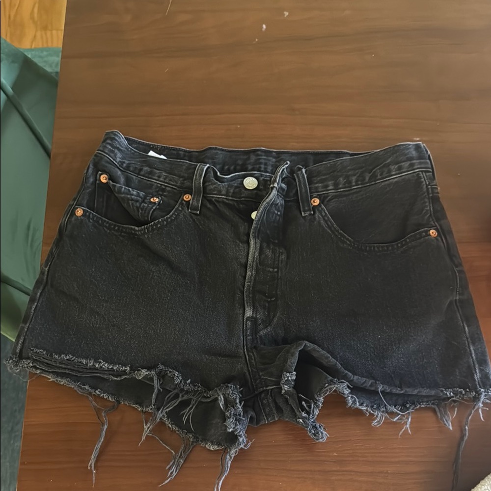 LEVI’s 501 Black Denim Women Shorts